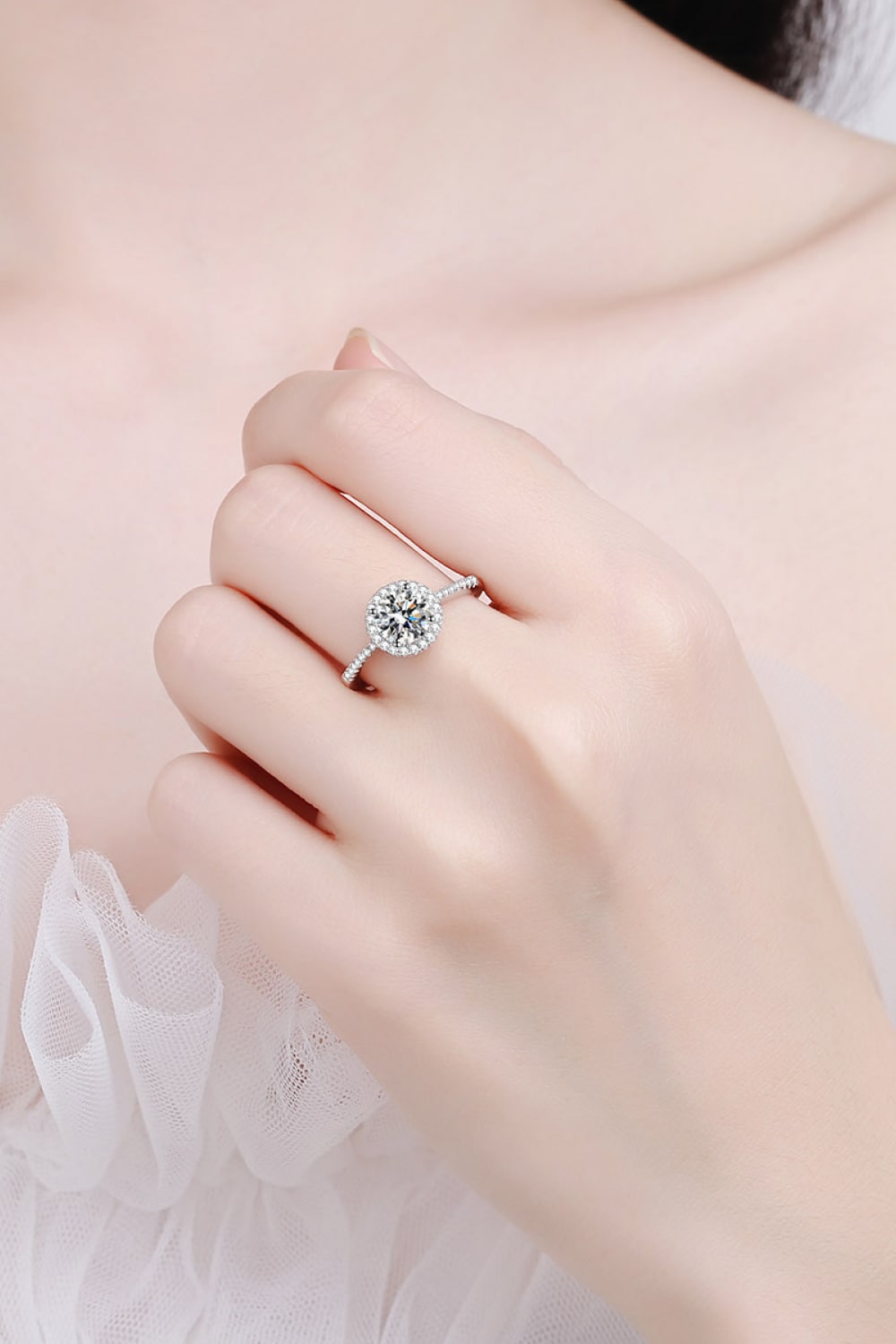 Ready To Flaunt Moissanite Ring Moissanite - Tophatter Daily Deals