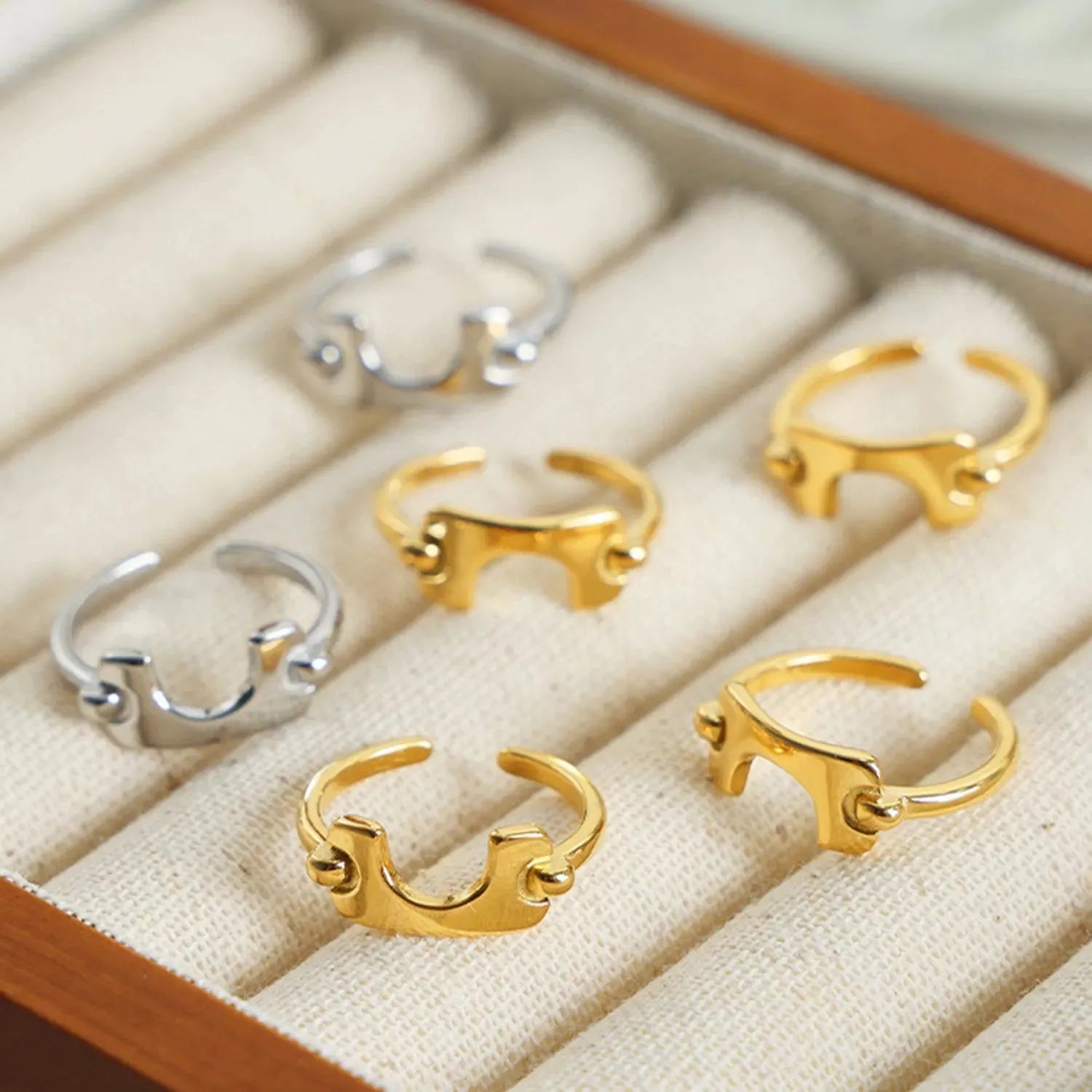 18K Gold-Plated Irregular Open Ring Rings - Tophatter Daily Deals