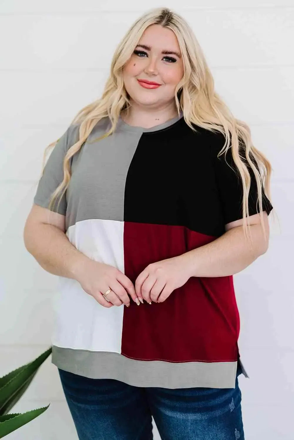 Plus Size Color Block Round Neck T-Shirt Women's T-Shirts - Tophatter Daily Deals