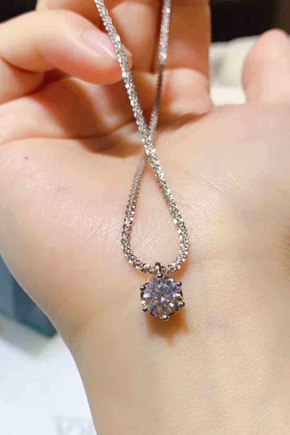 1 Carat Moissanite 925 Sterling Silver Necklace Moissanite - Tophatter Daily Deals