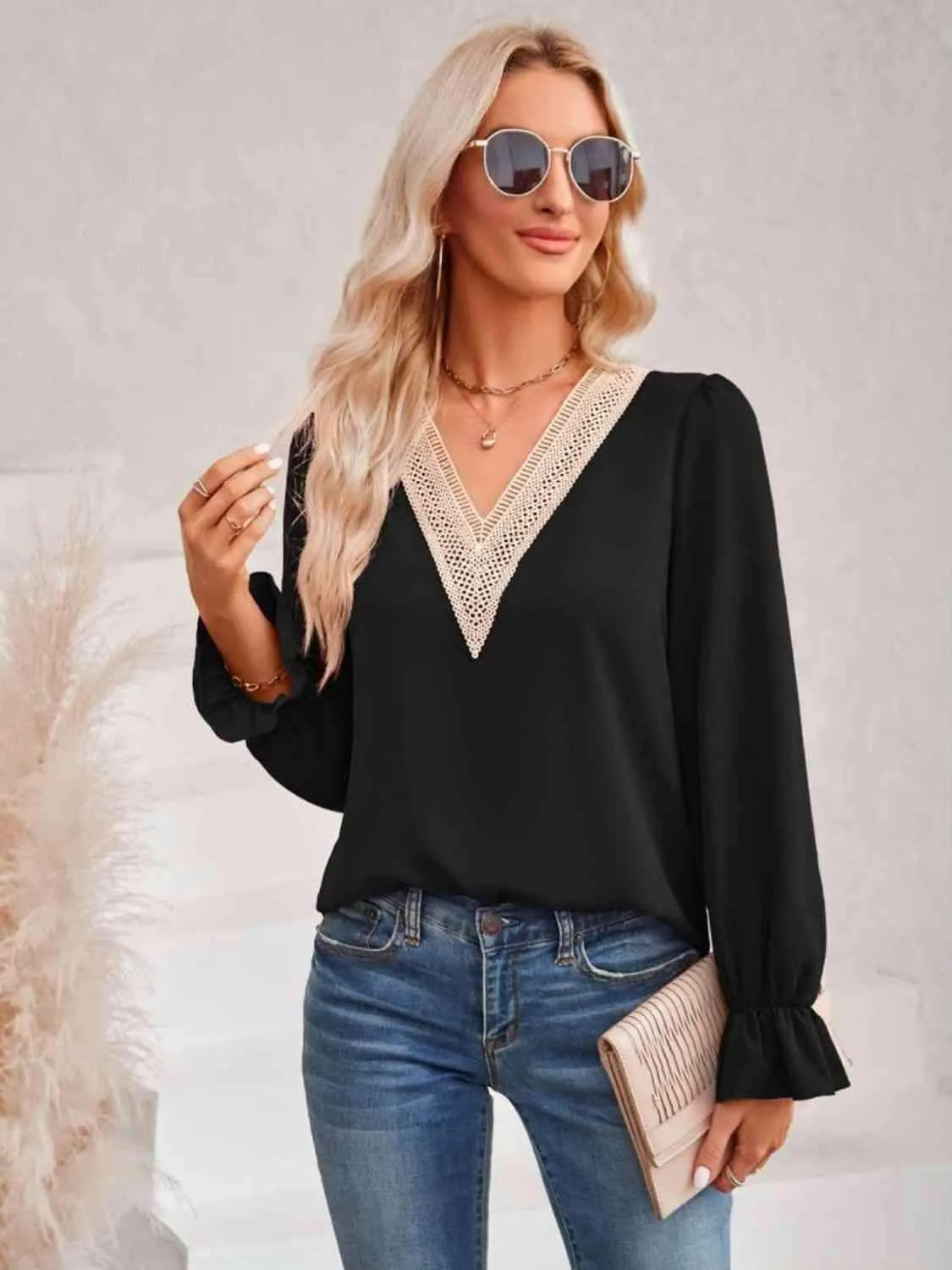 Contrast Trim Flounce Sleeve V-Neck Blouse Blouses - Tophatter Daily Deals