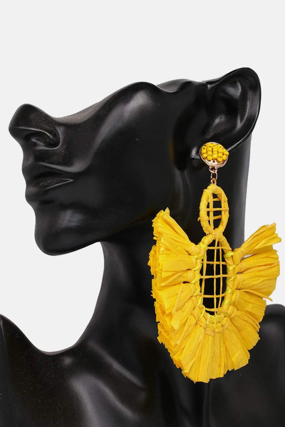 Raffia Grass Tassel Detail Dangle Earrings Earrings - Tophatter Daily Deals
