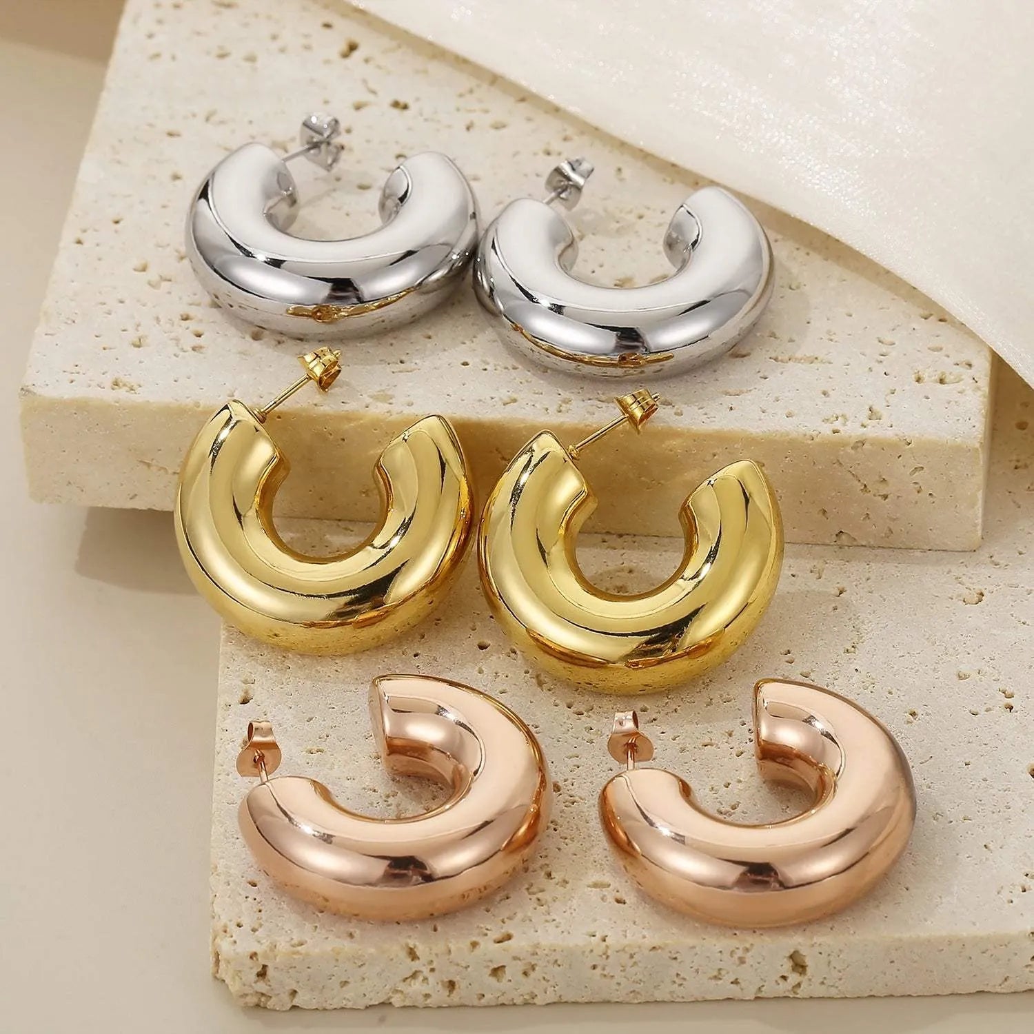 Stainless Steel C-Hoop Earrings Earrings - Tophatter Daily Deals