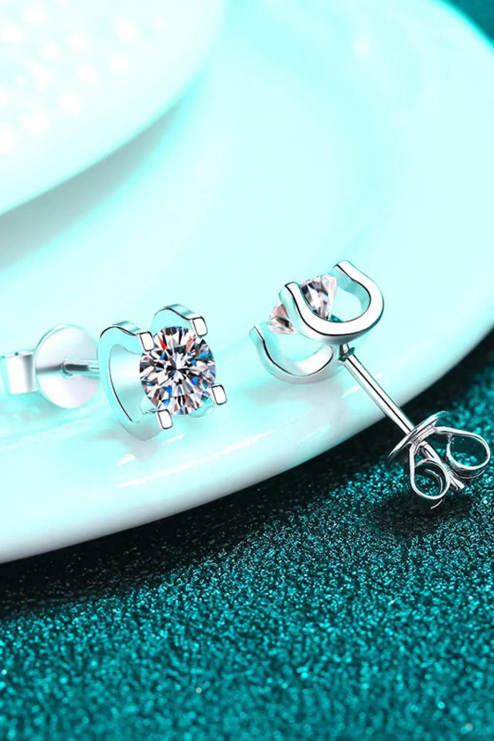 Limitless Love 1 Carat Moissanite Stud Earrings Moissanite - Tophatter Daily Deals