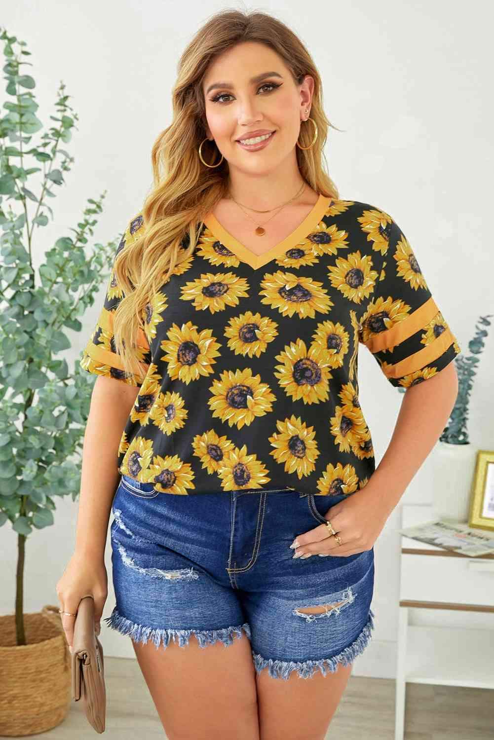 Plus Size V-Neck Tee Shirt Women's T-Shirts - Tophatter Daily Deals