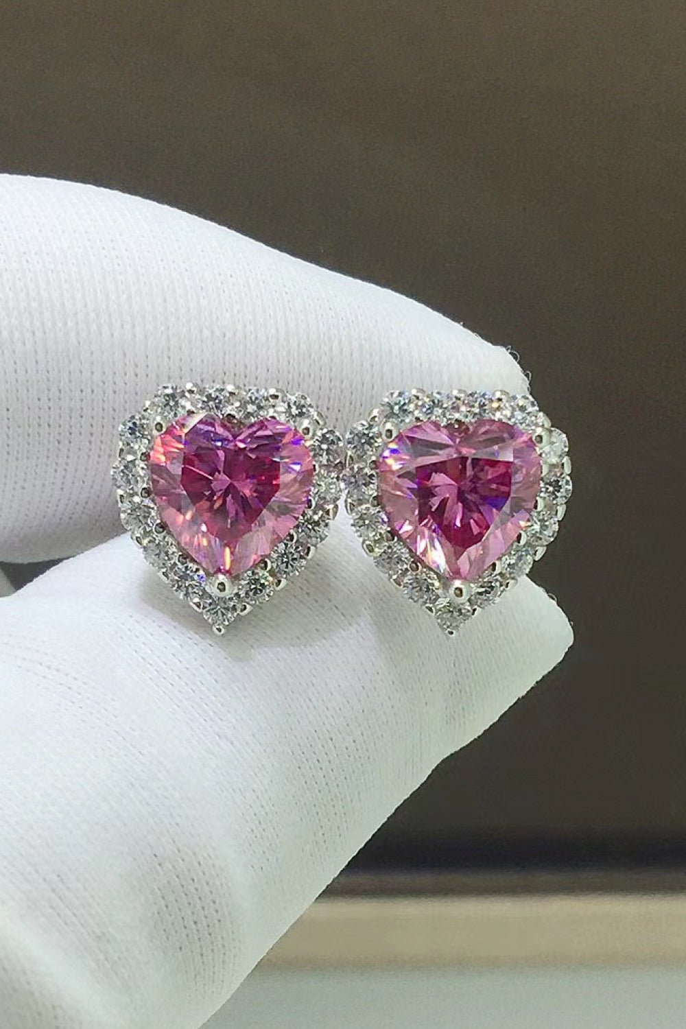 2 Carat Moissanite Heart-Shaped Earrings Pink One Size Moissanite - Tophatter Daily Deals