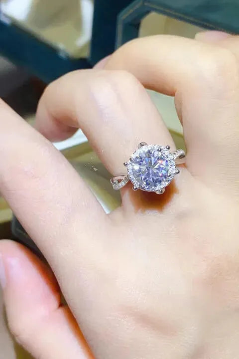 2 Carat Moissanite 925 Sterling Silver Ring Moissanite - Tophatter Daily Deals