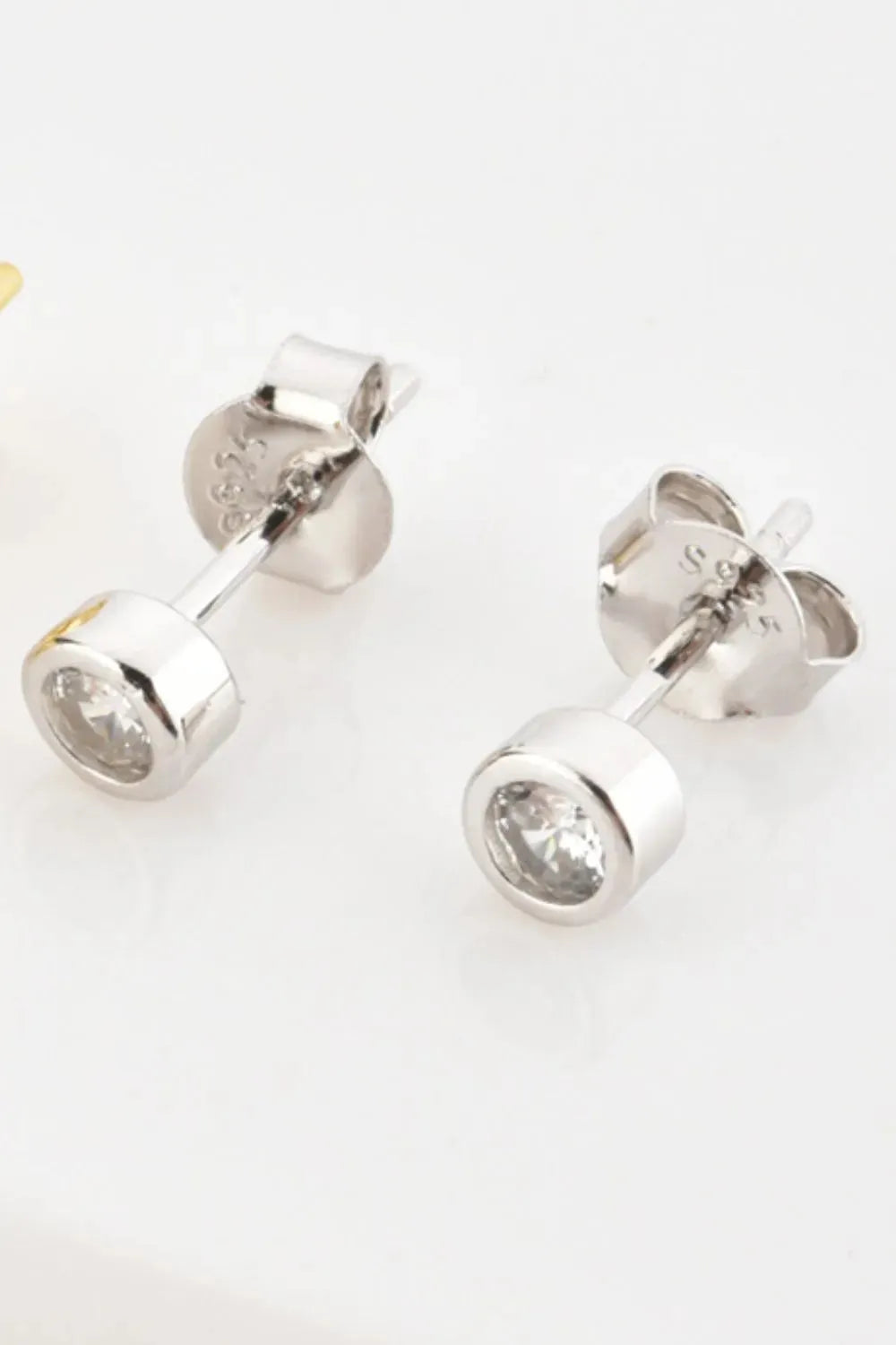 Minimalist Zircon 925 Sterling Silver Earrings Earrings - Tophatter Daily Deals