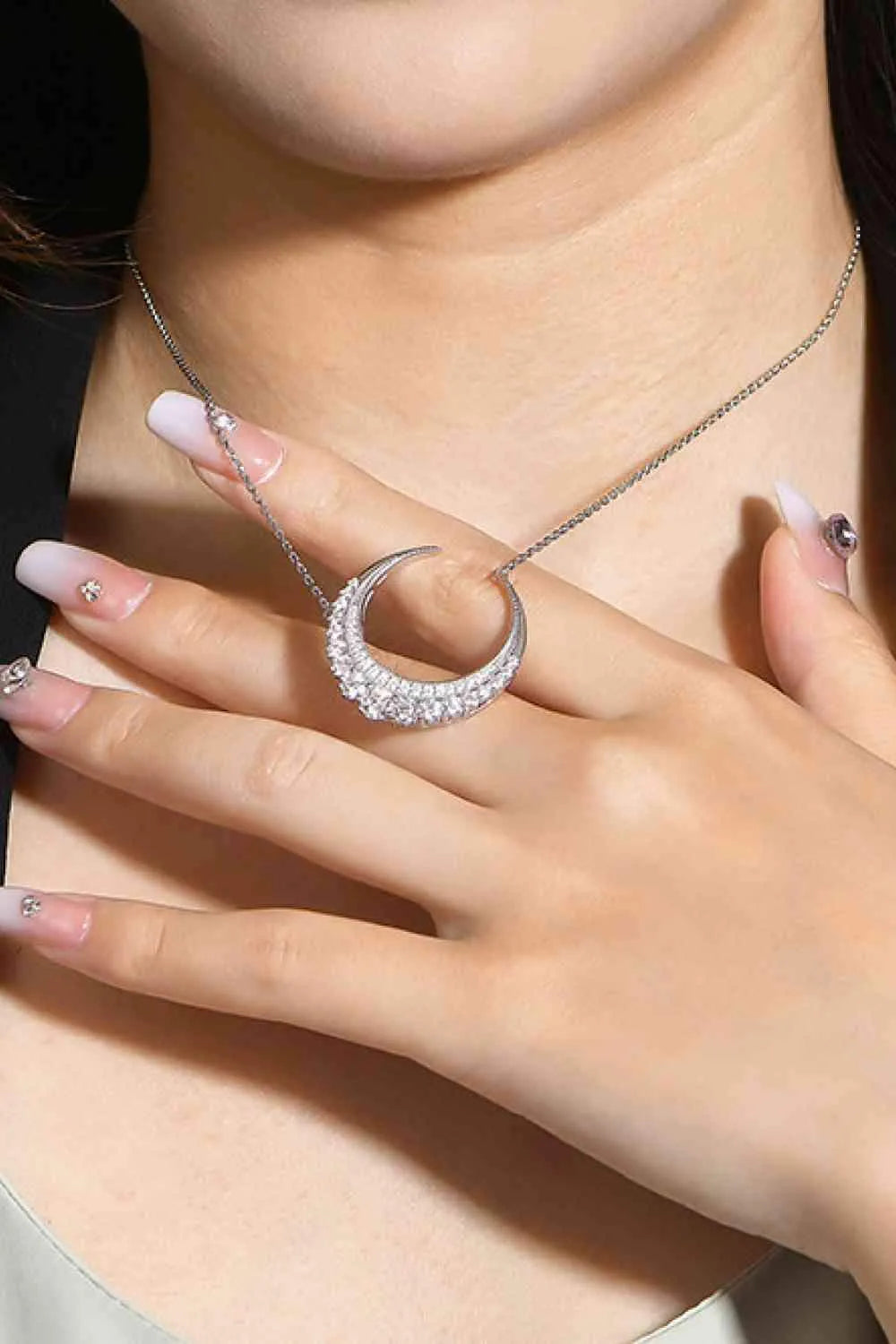 1.8 Carat Moissanite Crescent Moon Shape Pendant Necklace Moissanite - Tophatter Daily Deals