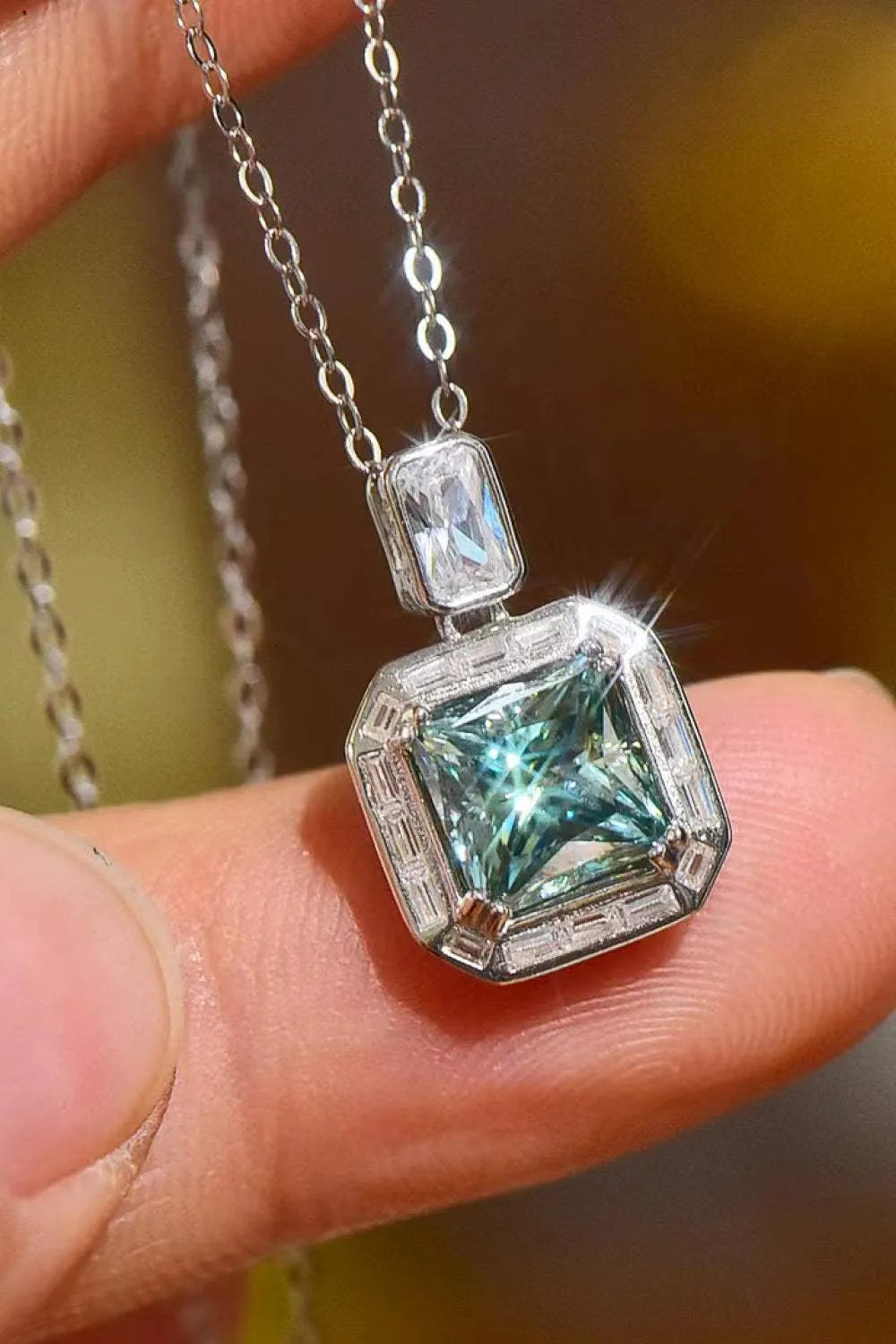 2 Carat Moissanite Square Pendant Necklace Moissanite - Tophatter Daily Deals