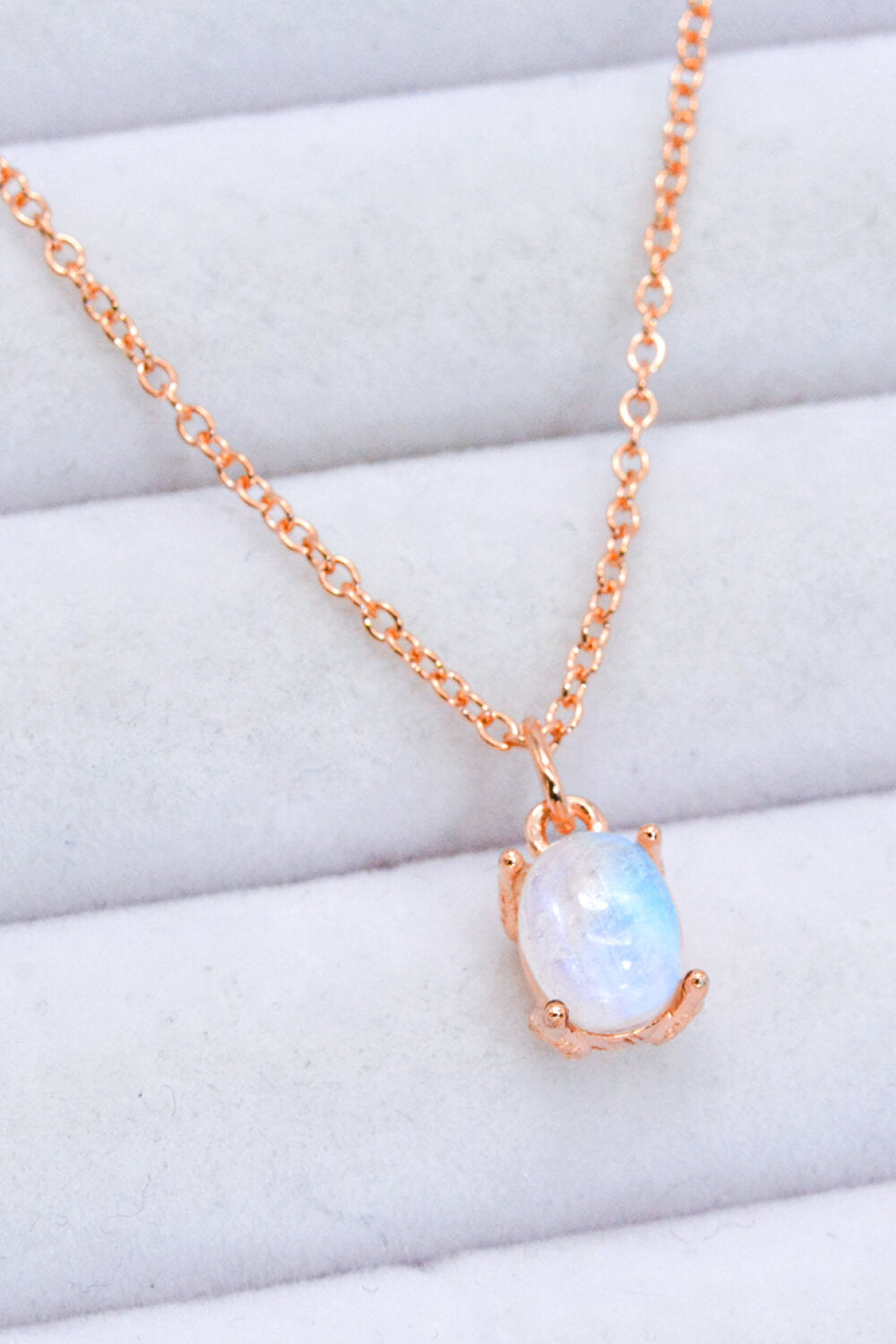 Natural 4-Prong Pendant Moonstone Necklace - Tophatter Deals