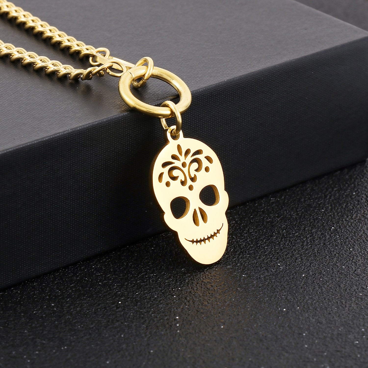 Skull Shape Double-Layered Pendant Necklace Necklaces - Tophatter Daily Deals