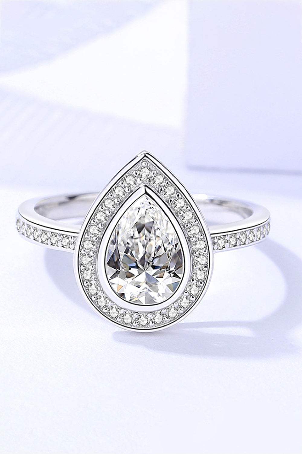 925 Sterling Silver Teardrop Moissanite Ring Moissanite - Tophatter Daily Deals