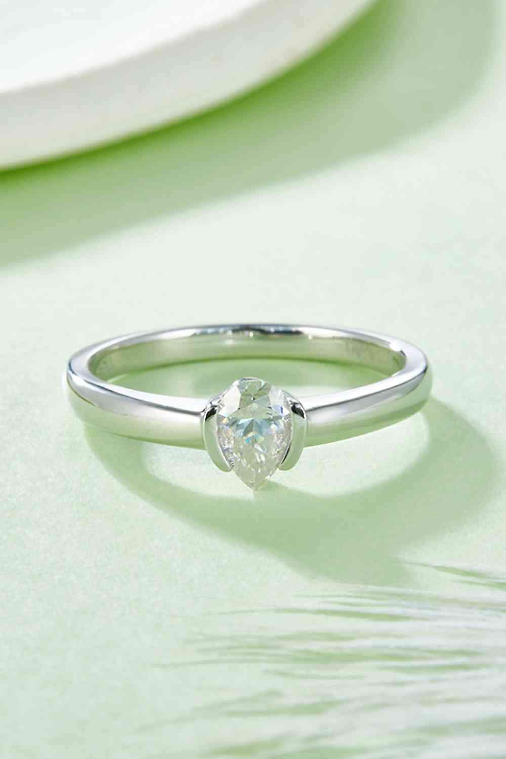 Moissanite 925 Sterling Silver Solitaire Ring Moissanite - Tophatter Daily Deals