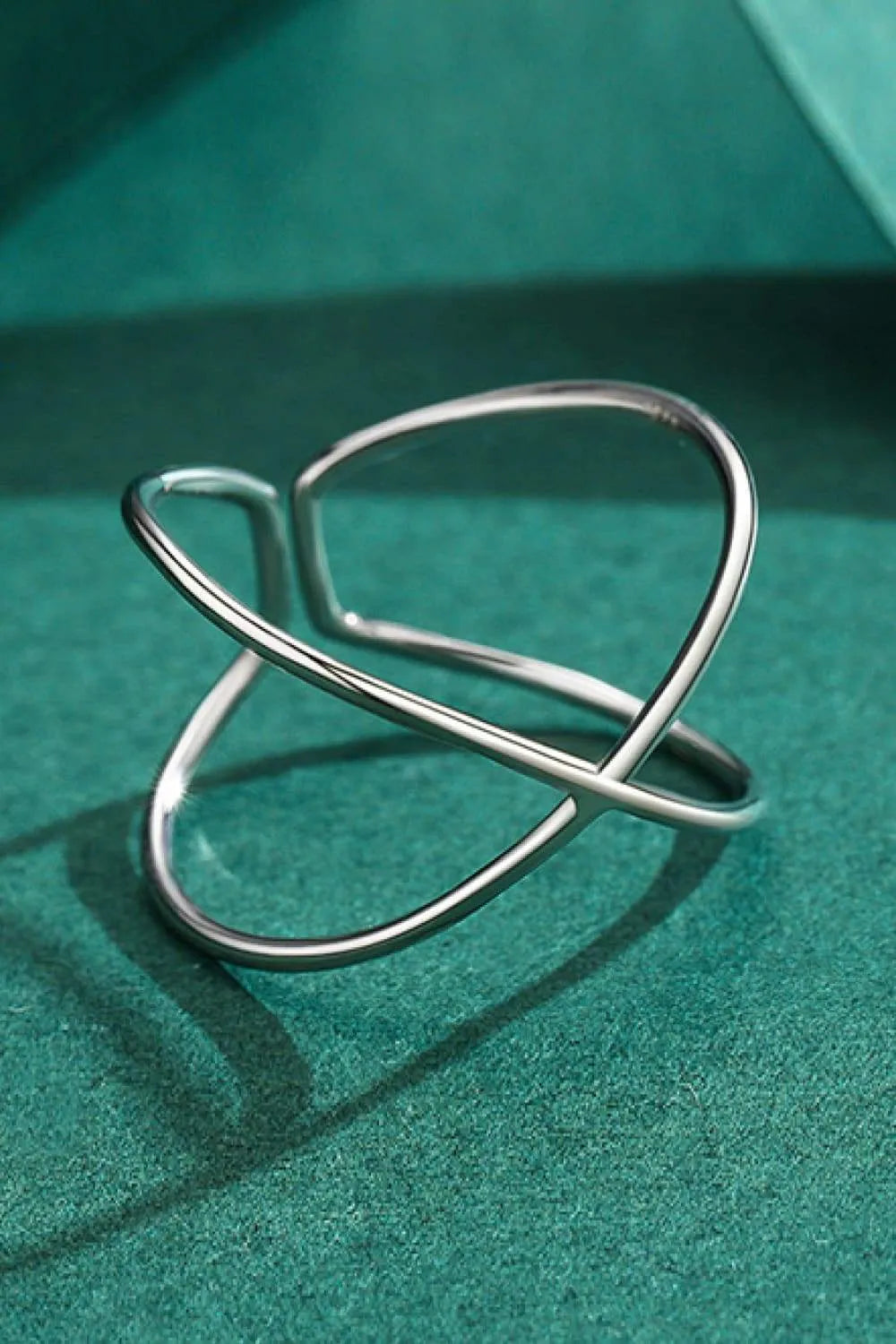 925 Sterling Silver Crisscross Open Ring Rings - Tophatter Daily Deals