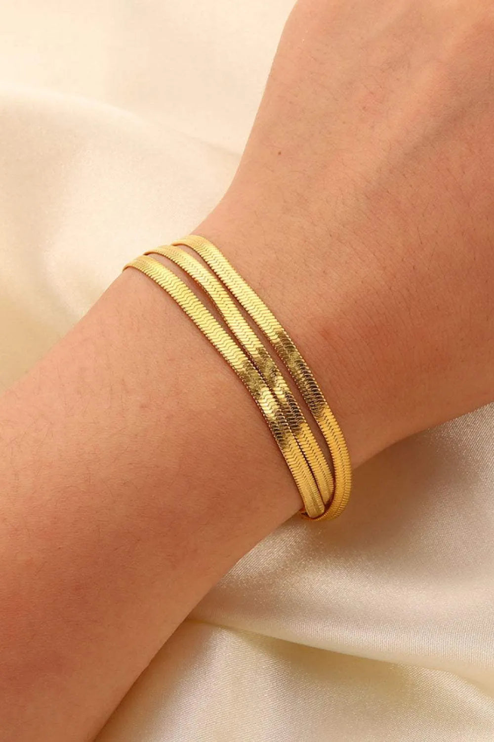 Triple-Layered Snake Chain Bracelet Bracelets - Tophatter Daily Deals