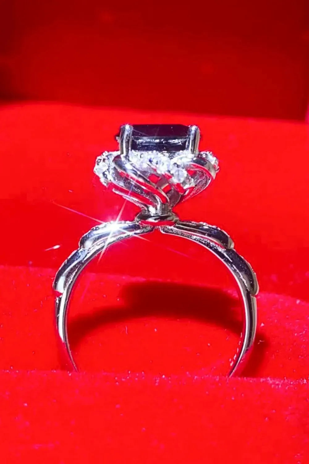 2 Carat Black Moissanite Floral Ring Moissanite - Tophatter Daily Deals