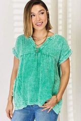Zenana Washed Raw Hem Short Sleeve Blouse with Pockets Kelly Green Blouses - Tophatter Daily Deals
