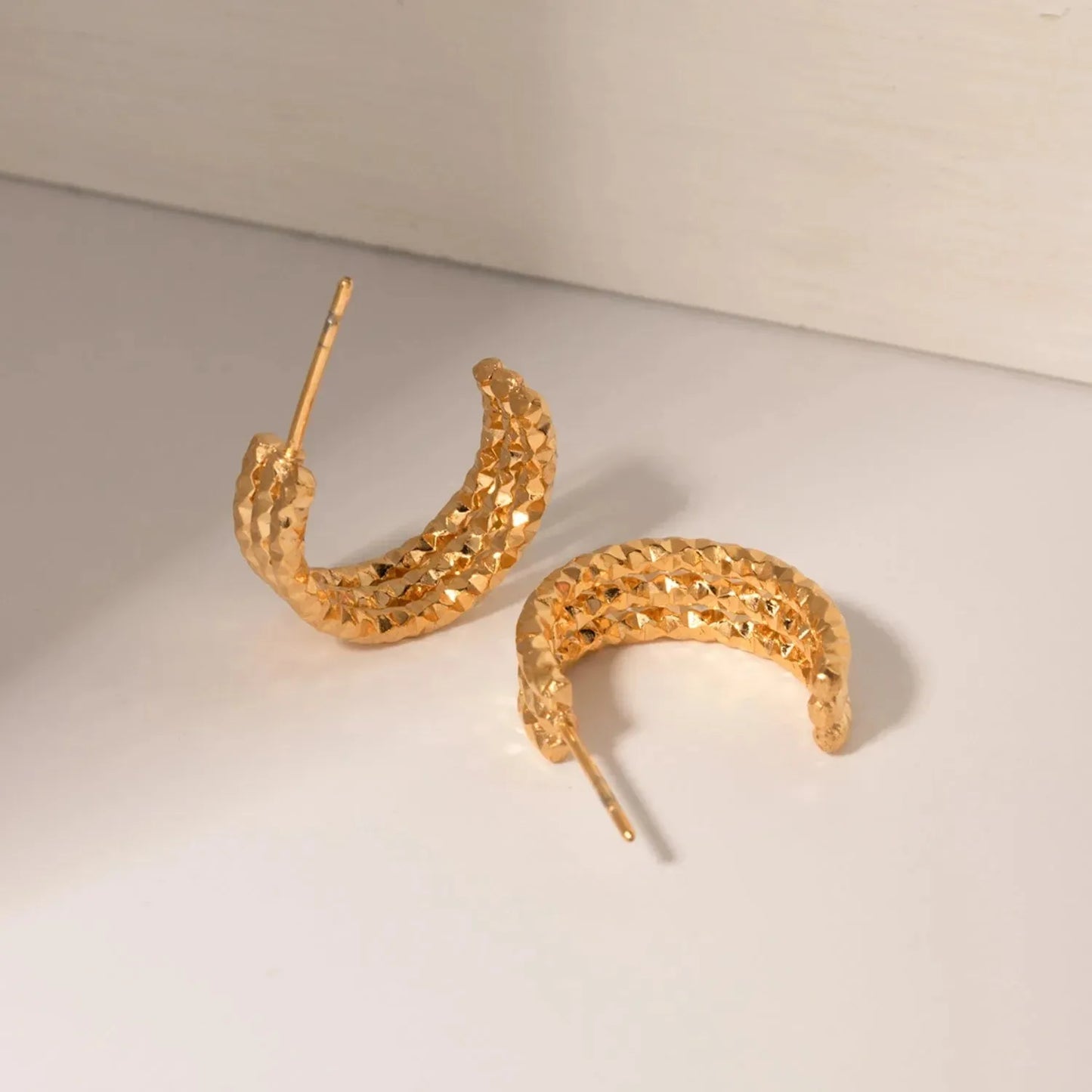 18K Gold-Plated Stainless Steel C-Hoop Earrings Gold One Size Earrings - Tophatter Daily Deals