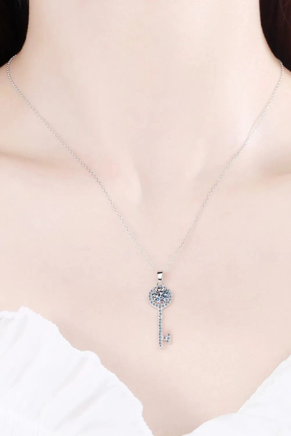 Adored Moissanite Key Pendant Necklace Moissanite - Tophatter Daily Deals