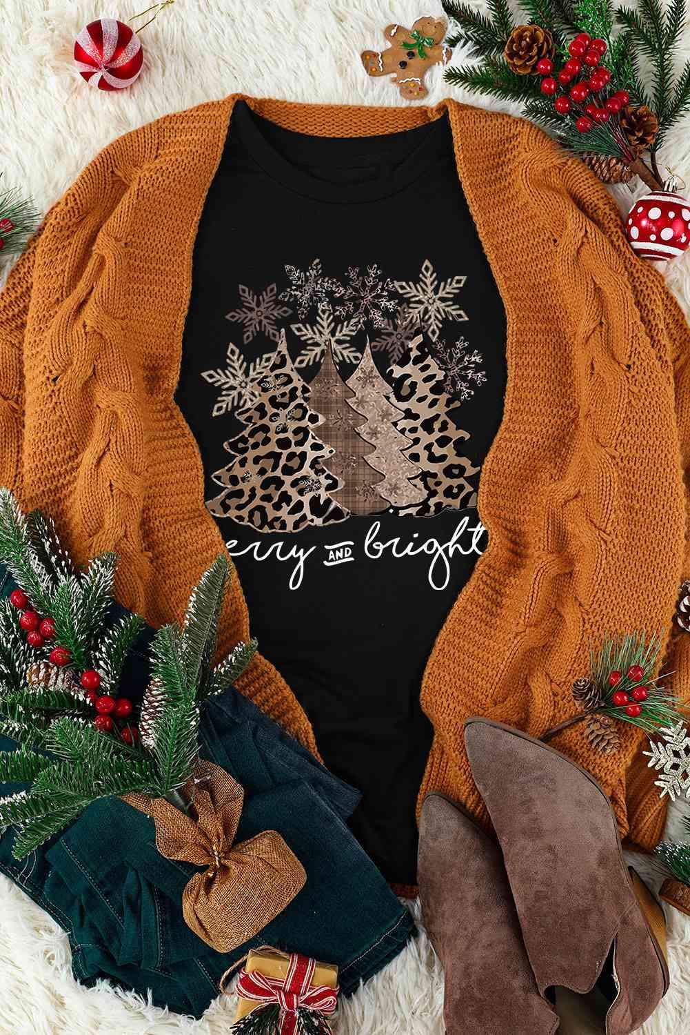 Christmas Tree Graphic Short Sleeve T-Shirt Women's T-Shirts - Tophatter Daily Deals