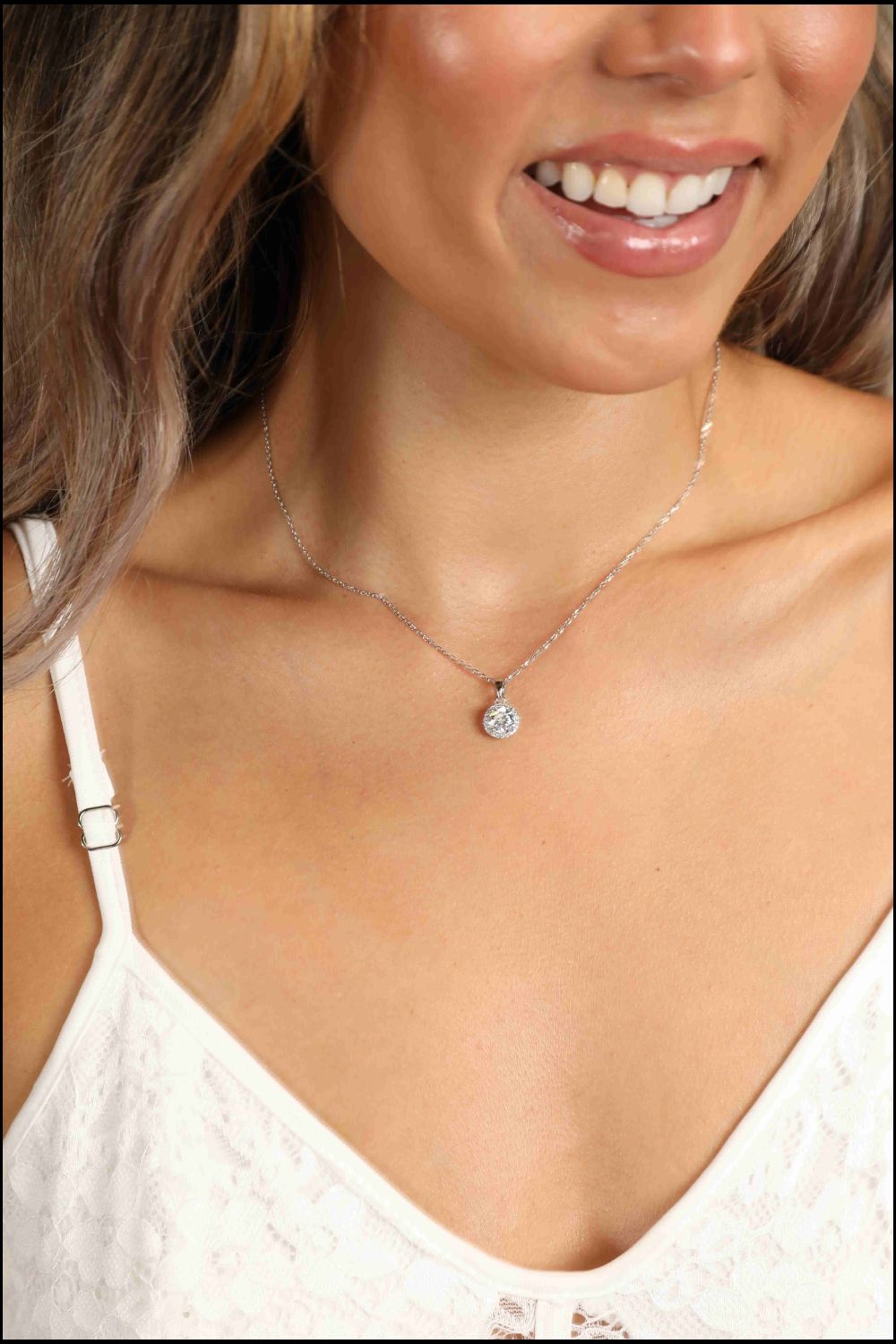 Adored Chance to Charm 1 Carat Moissanite Round Pendant Chain Necklace Moissanite - Tophatter Daily Deals