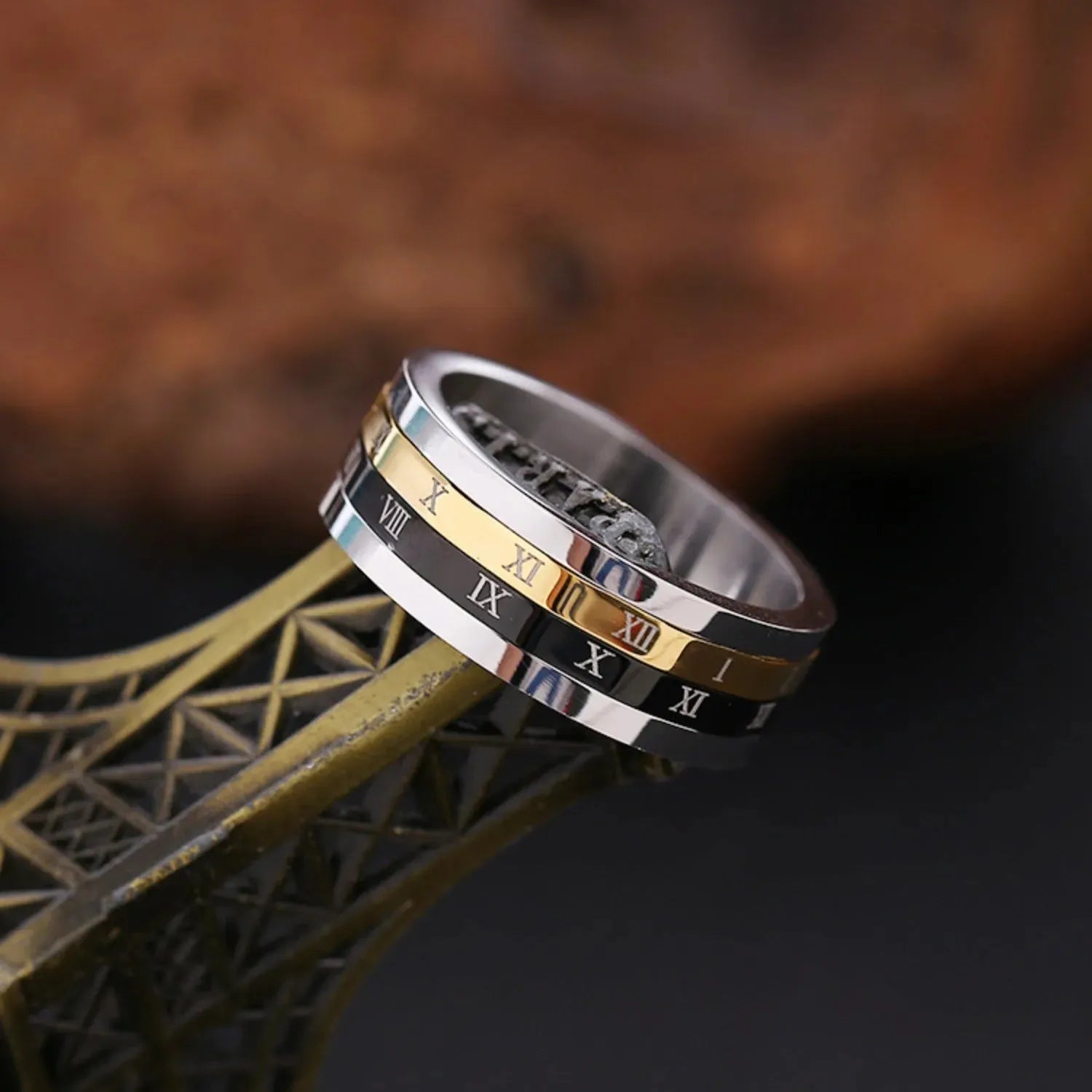Roman Numeral Titanium Steel Spinner Ring Rings - Tophatter Daily Deals