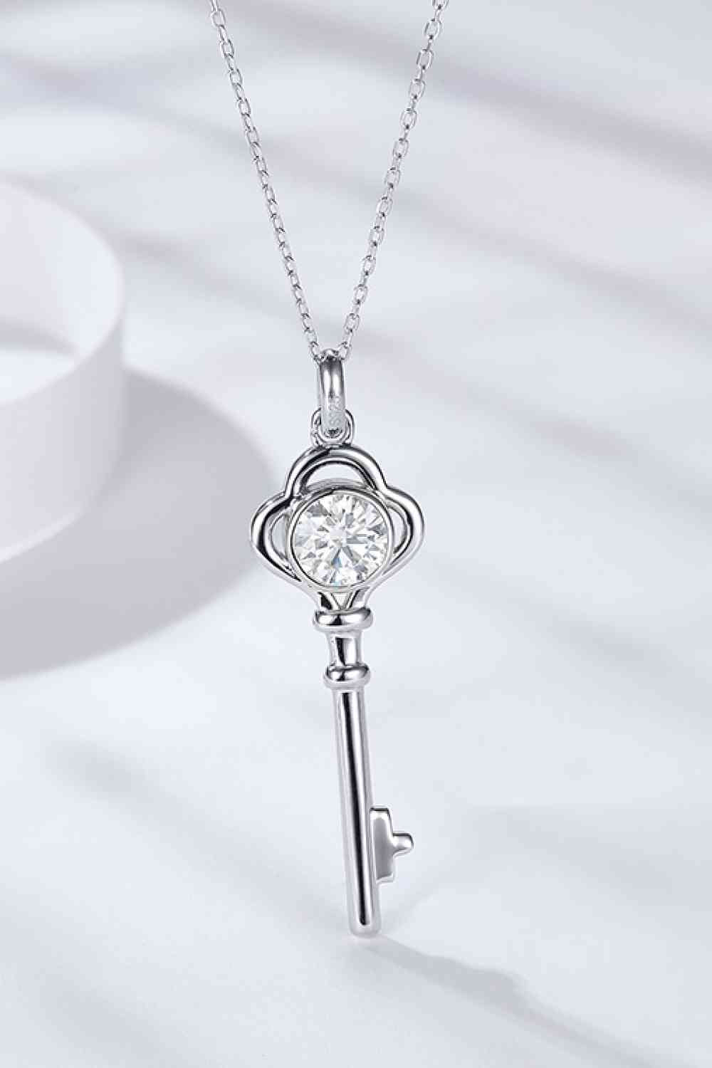 925 Sterling Silver 1 Carat Moissanite Key Pendant Necklace Moissanite - Tophatter Daily Deals