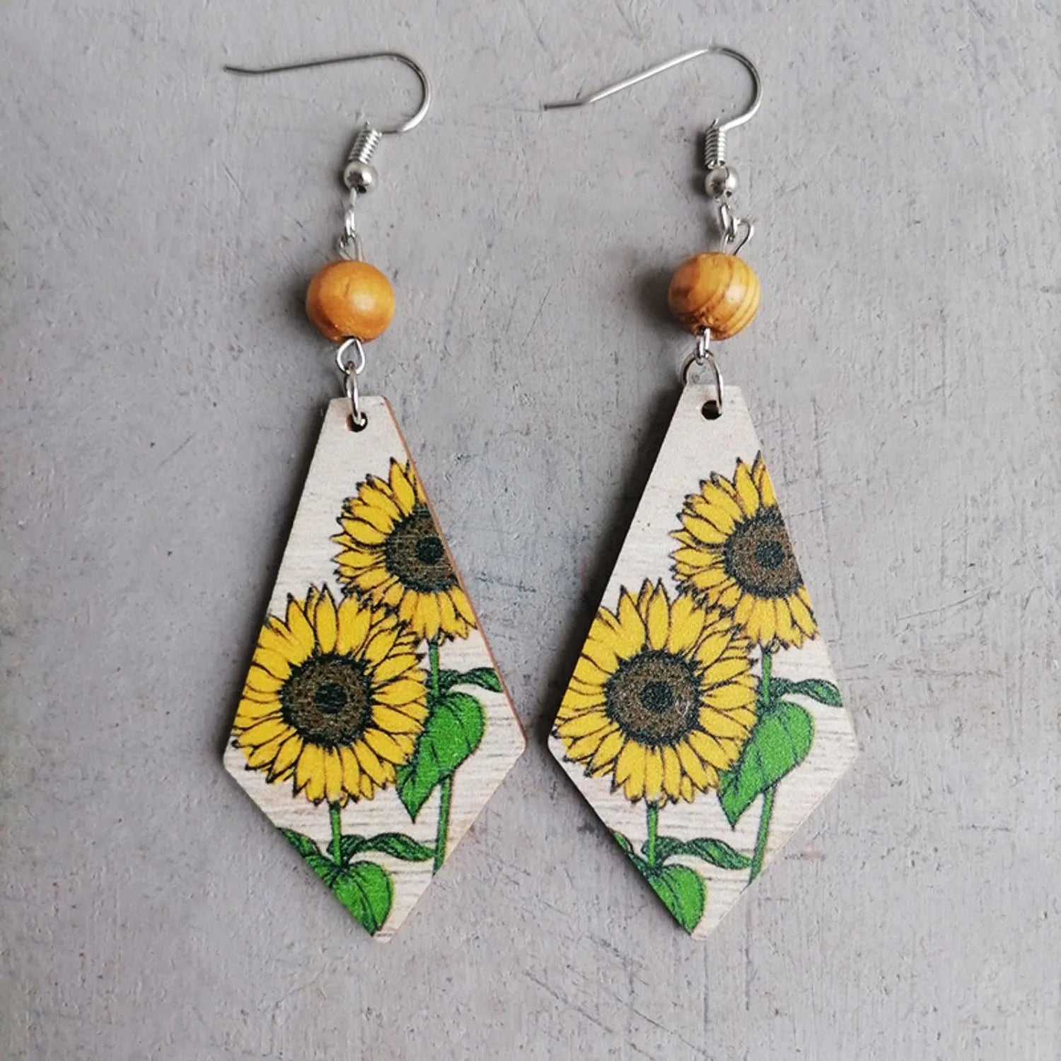 Floral Wooden Teardrop Earrings Earrings - Tophatter Daily Deals