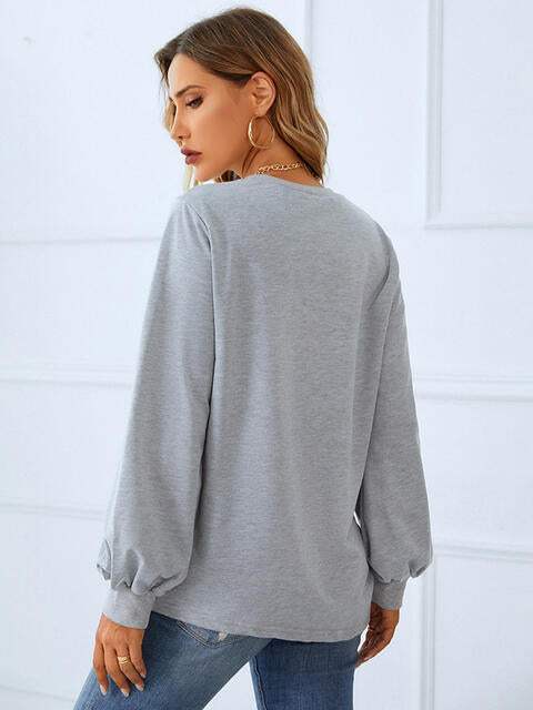 Ruched Detail Round Neck T-Shirt Women's T-Shirts - Tophatter Daily Deals