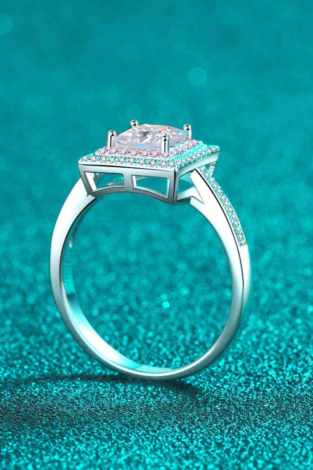 Stay Elegant 1 Carat Moissanite Ring Moissanite - Tophatter Daily Deals