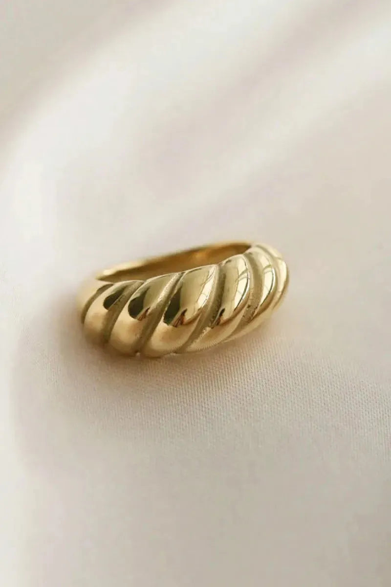 Gold Twisted Ring Gold Rings - Tophatter Daily Deals