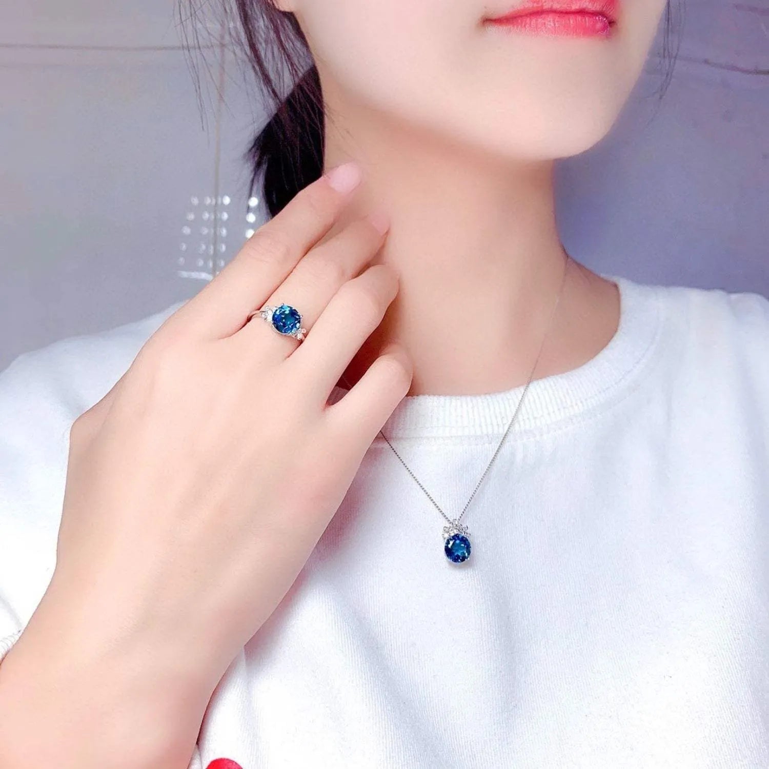 Silver-Plated Artificial Gemstone Ring Rings - Tophatter Daily Deals