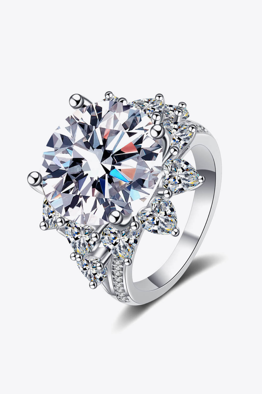 10 Carat Moissanite Flower-Shaped Ring Moissanite - Tophatter Daily Deals