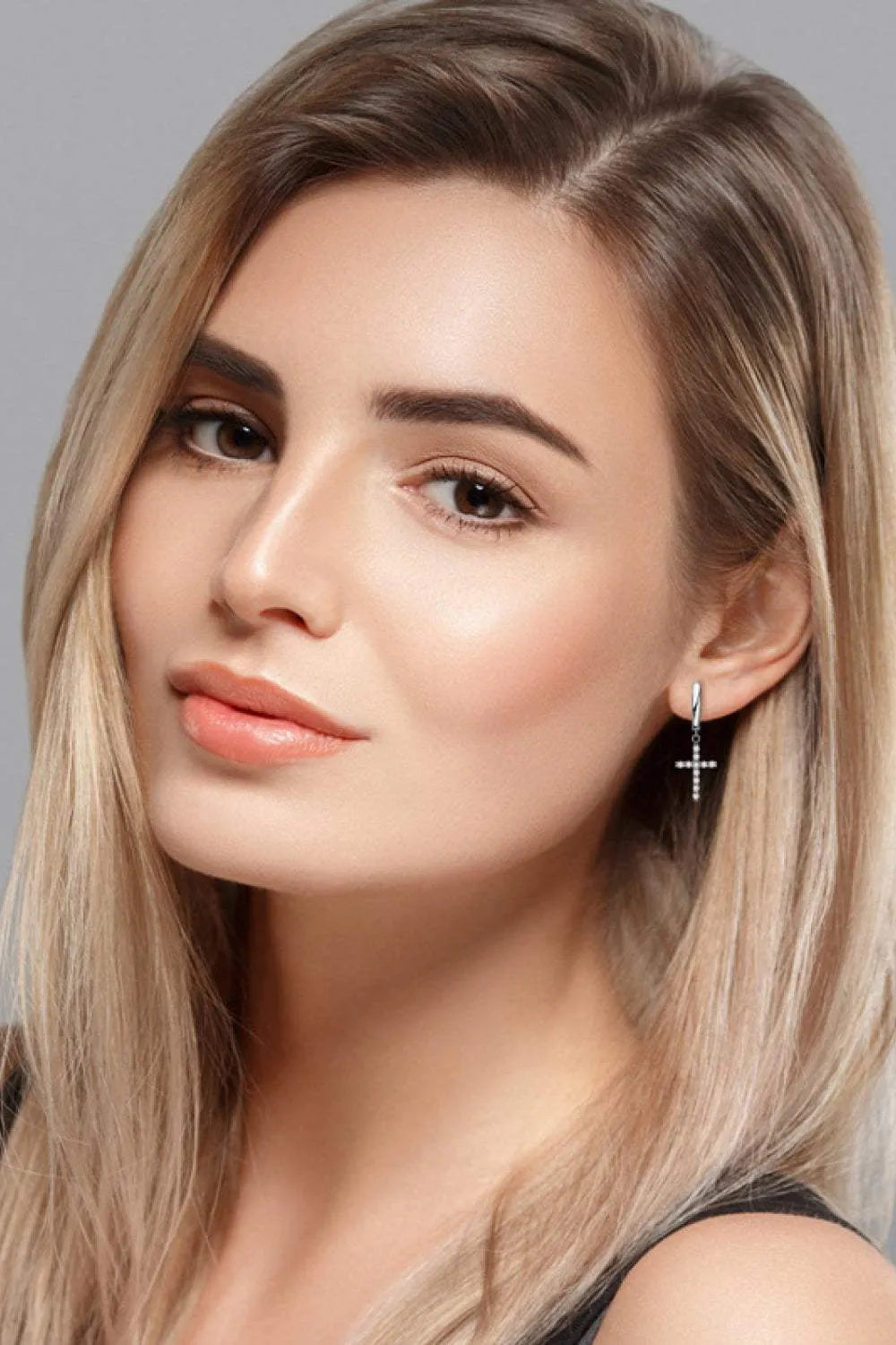 925 Sterling Silver Moissanite Cross Earrings Moissanite - Tophatter Daily Deals