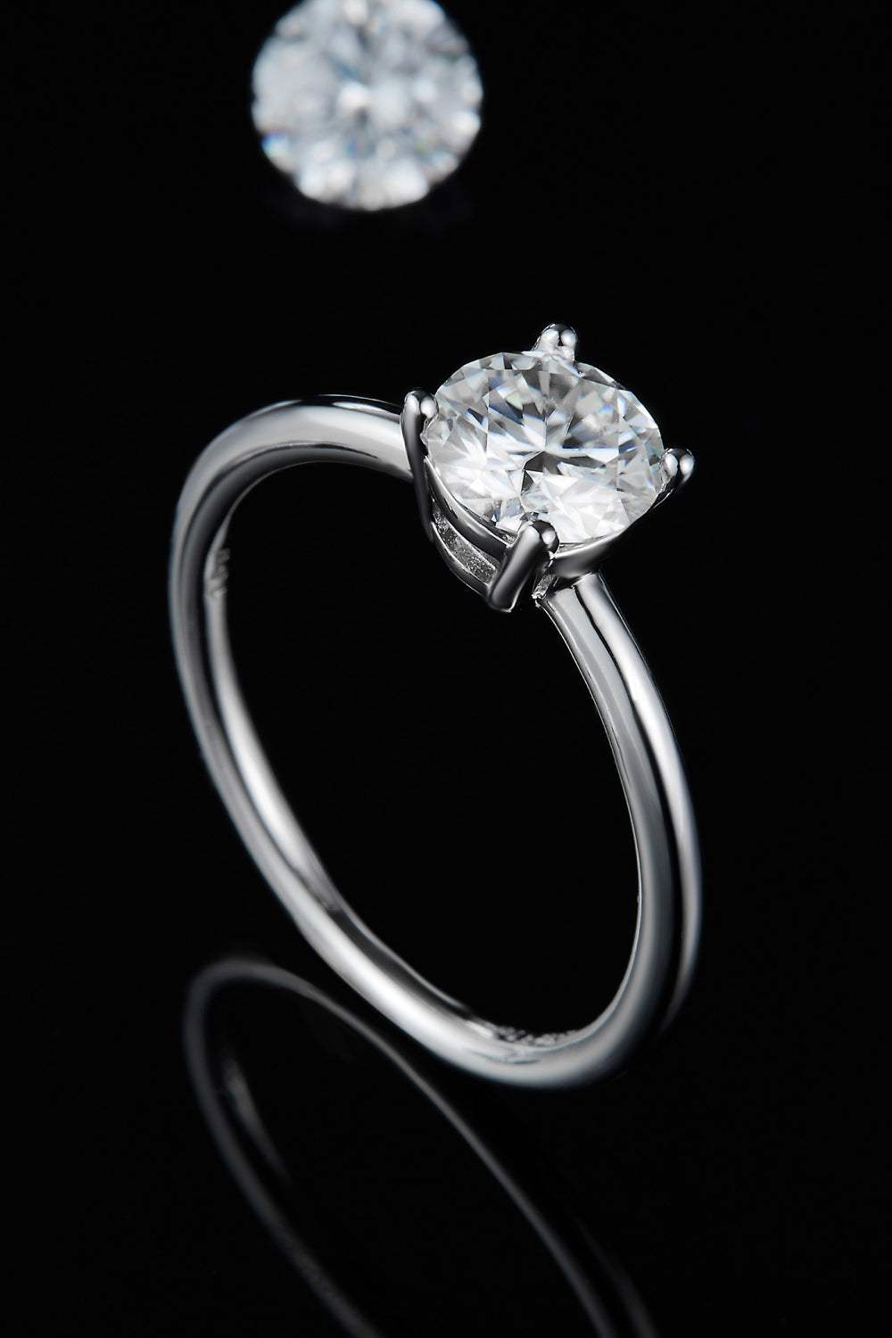 1 Carat Moissanite 925 Sterling Silver Solitaire Ring Rings - Tophatter Daily Deals