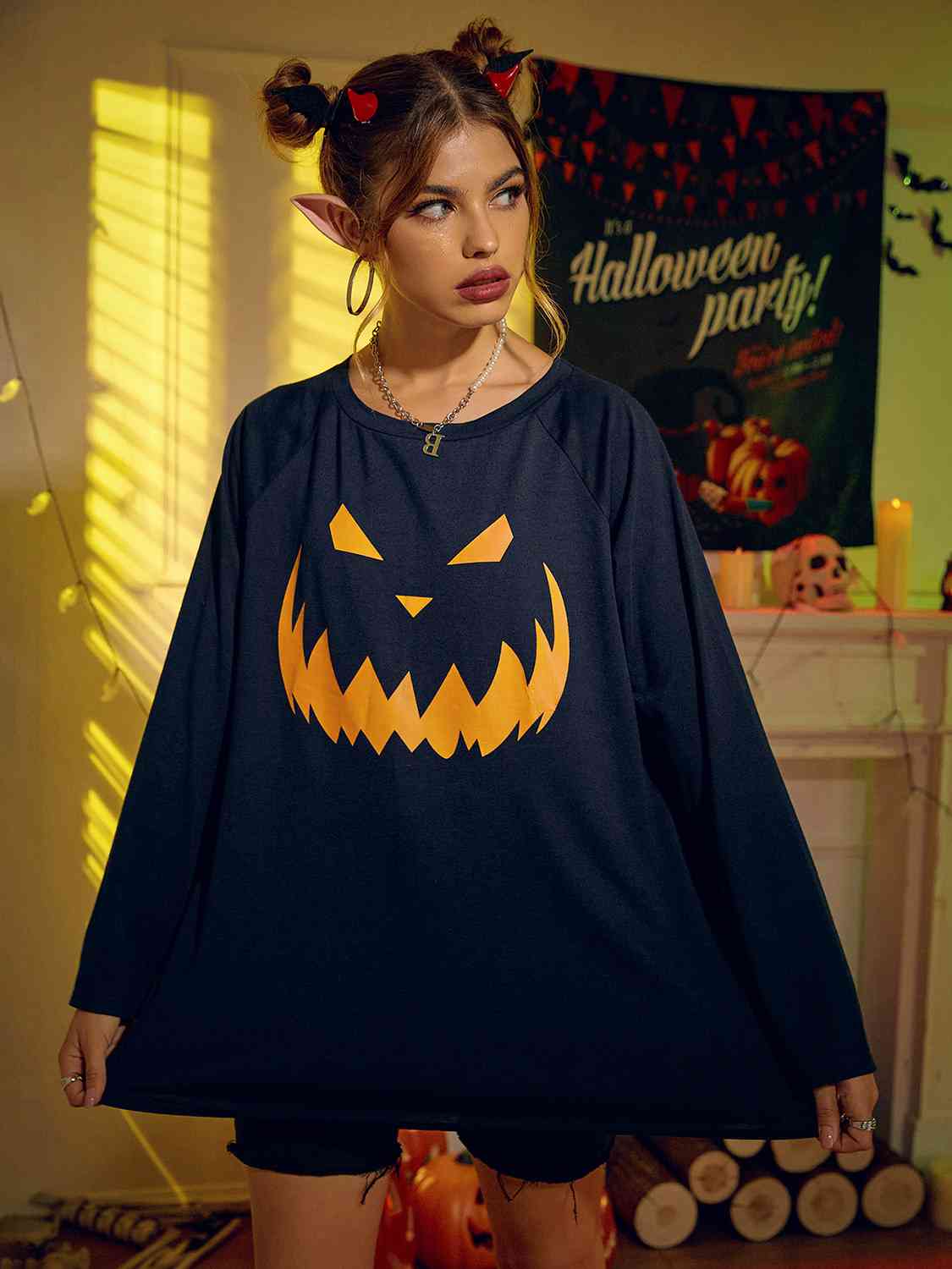 Round Neck Jack-o'-lantern Graphic T-Shirt Women's T-Shirts - Tophatter Daily Deals