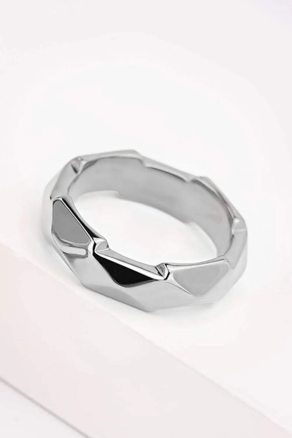 18K Gold-Plated Copper Ring Rings - Tophatter Daily Deals