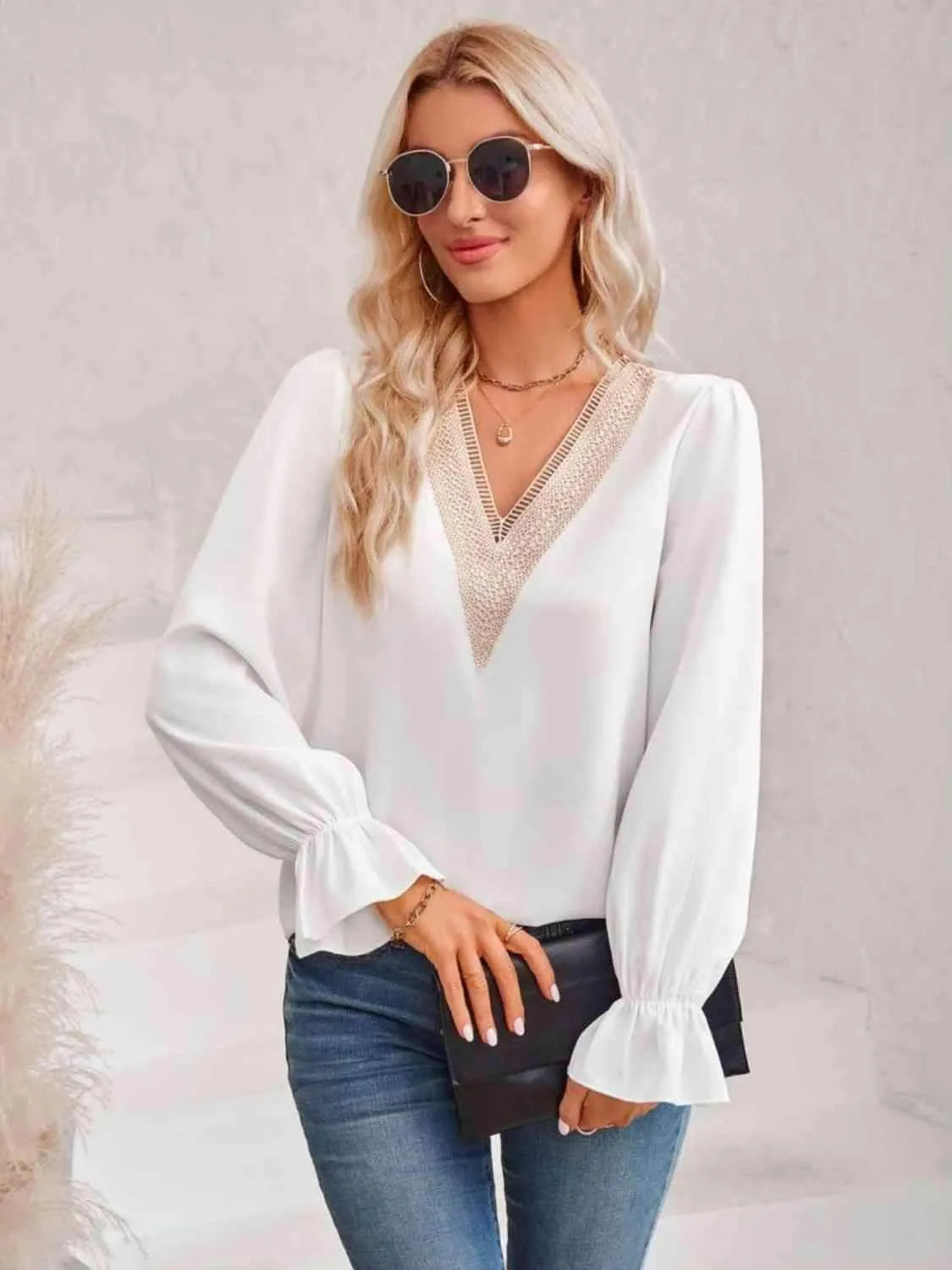 Contrast Trim Flounce Sleeve V-Neck Blouse Blouses - Tophatter Daily Deals