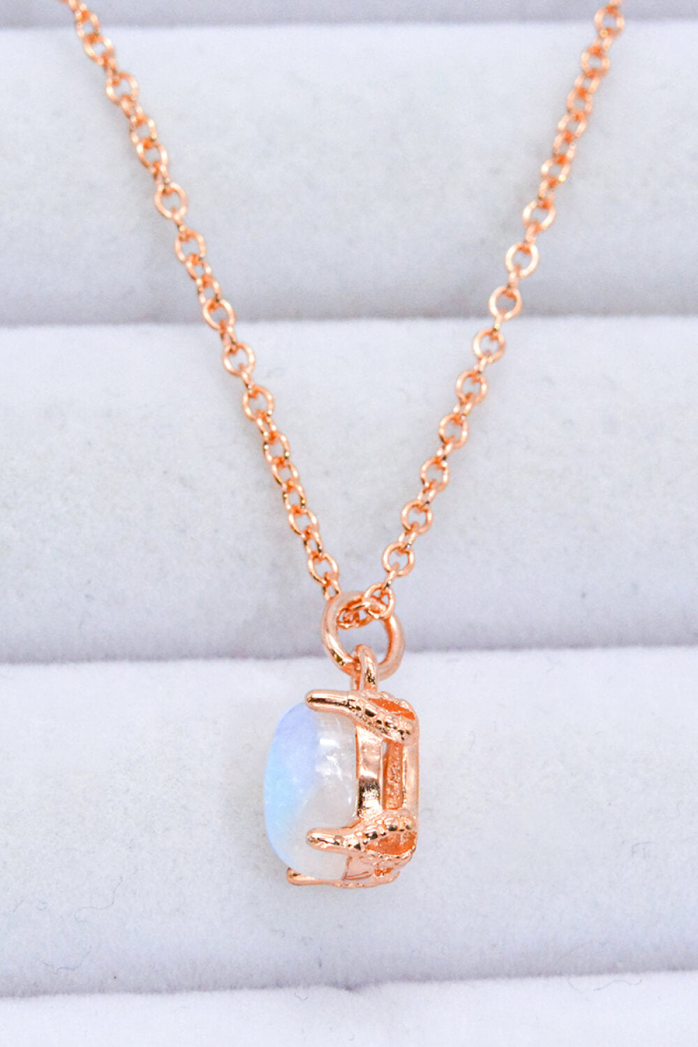 Natural 4-Prong Pendant Moonstone Necklace - Tophatter Deals