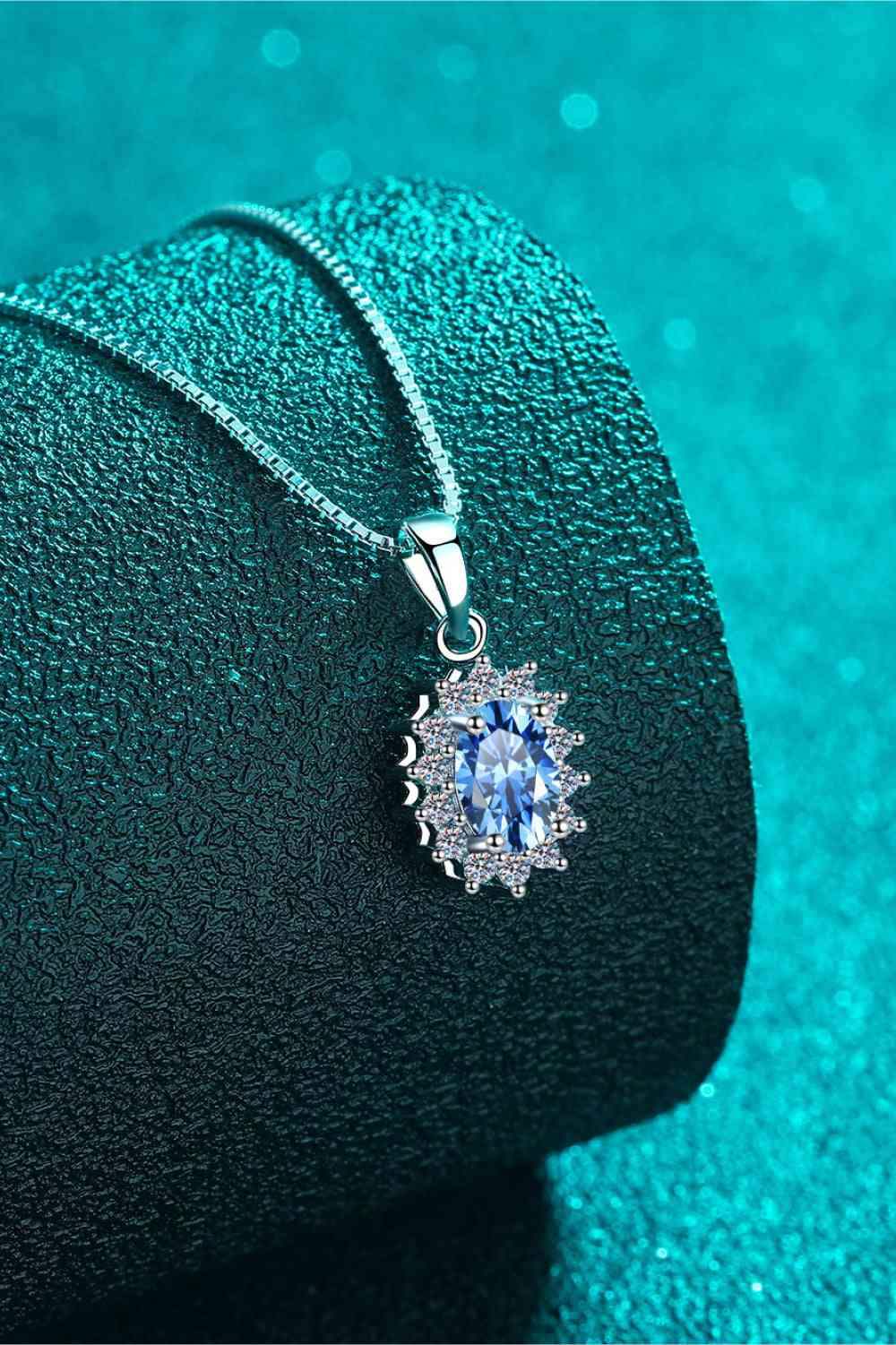 1 Carat Moissanite 925 Sterling Silver Necklace Moissanite - Tophatter Daily Deals