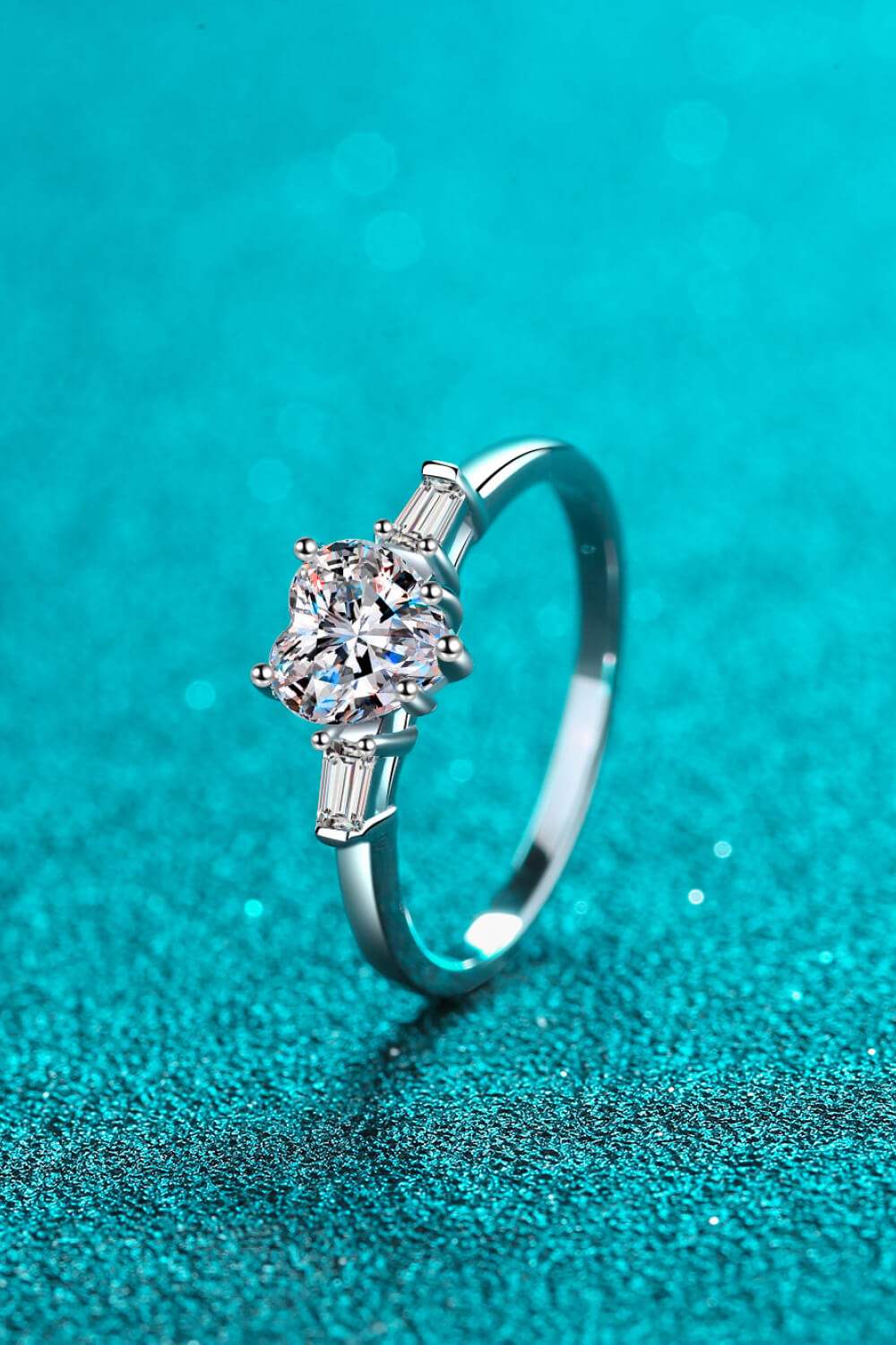 1.2 Carat Moissanite Heart Ring Moissanite - Tophatter Daily Deals