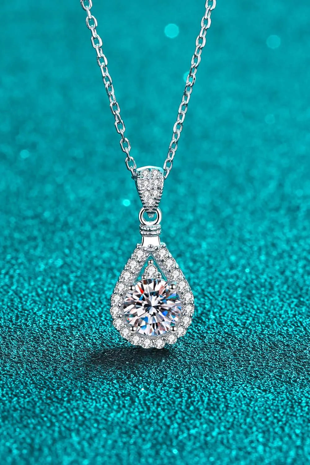 1 Carat Moissanite Teardrop Pendant Chain Necklace Silver One Size Moissanite - Tophatter Daily Deals