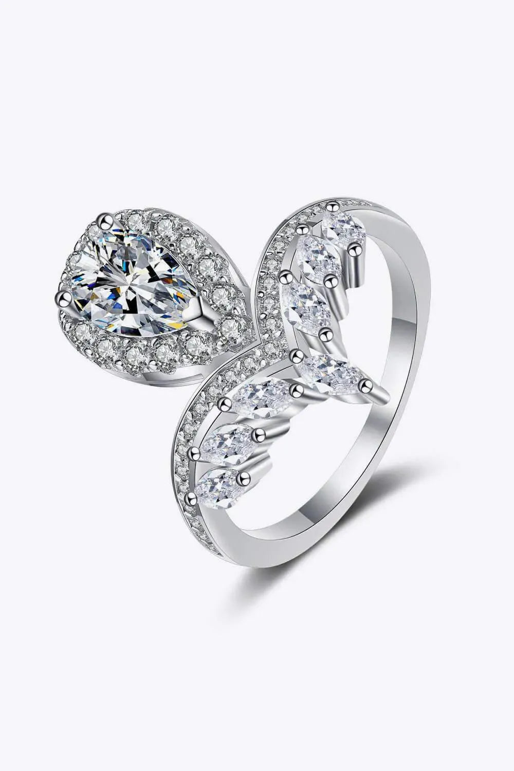 Stand Out Moissanite Ring Silver Moissanite - Tophatter Daily Deals