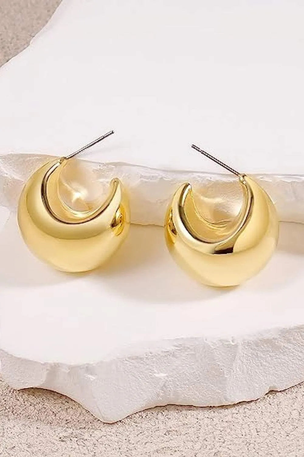 Chunky C-Hoop Brass Earrings Earrings - Tophatter Daily Deals