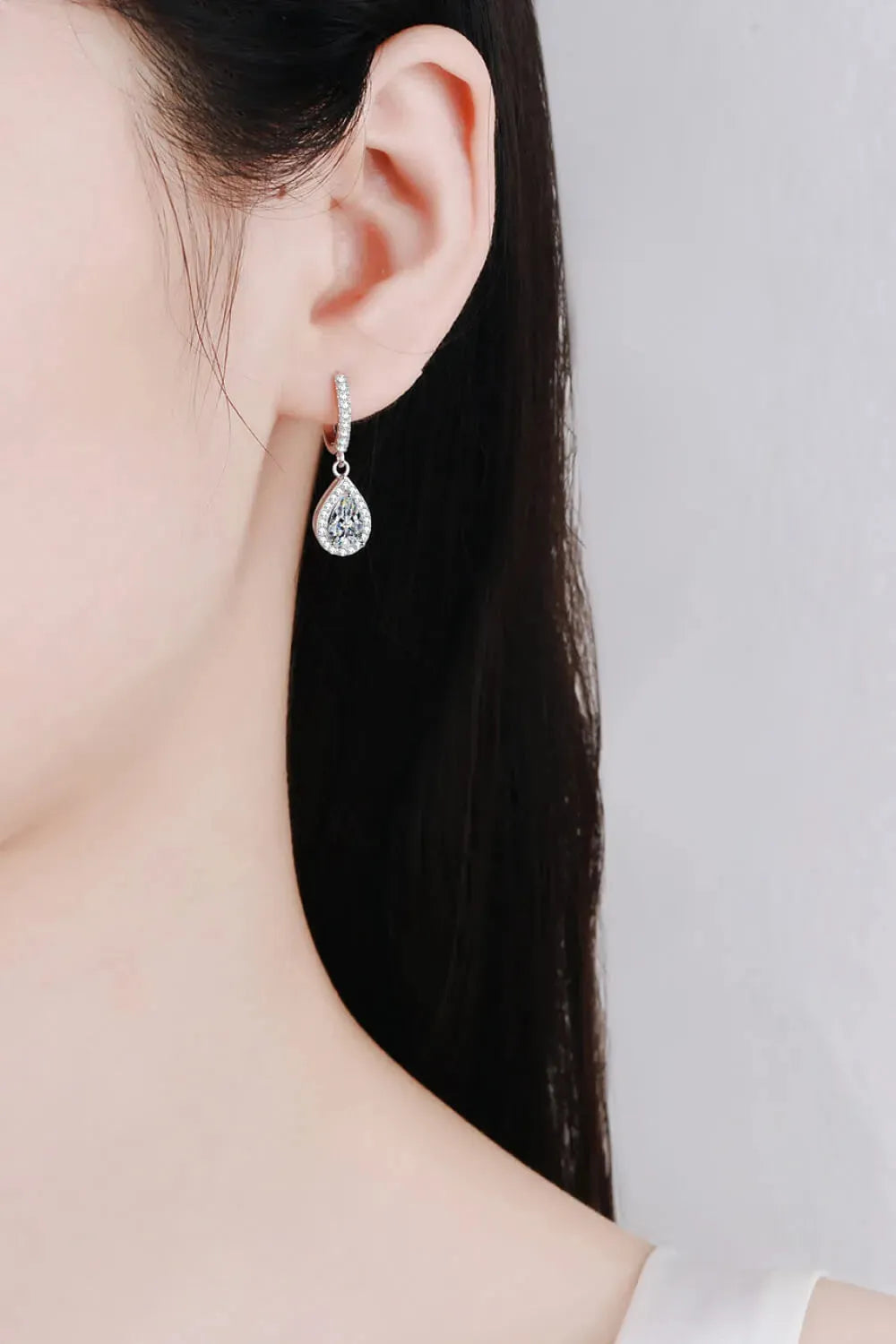 Moissanite Teardrop Earrings Moissanite - Tophatter Daily Deals
