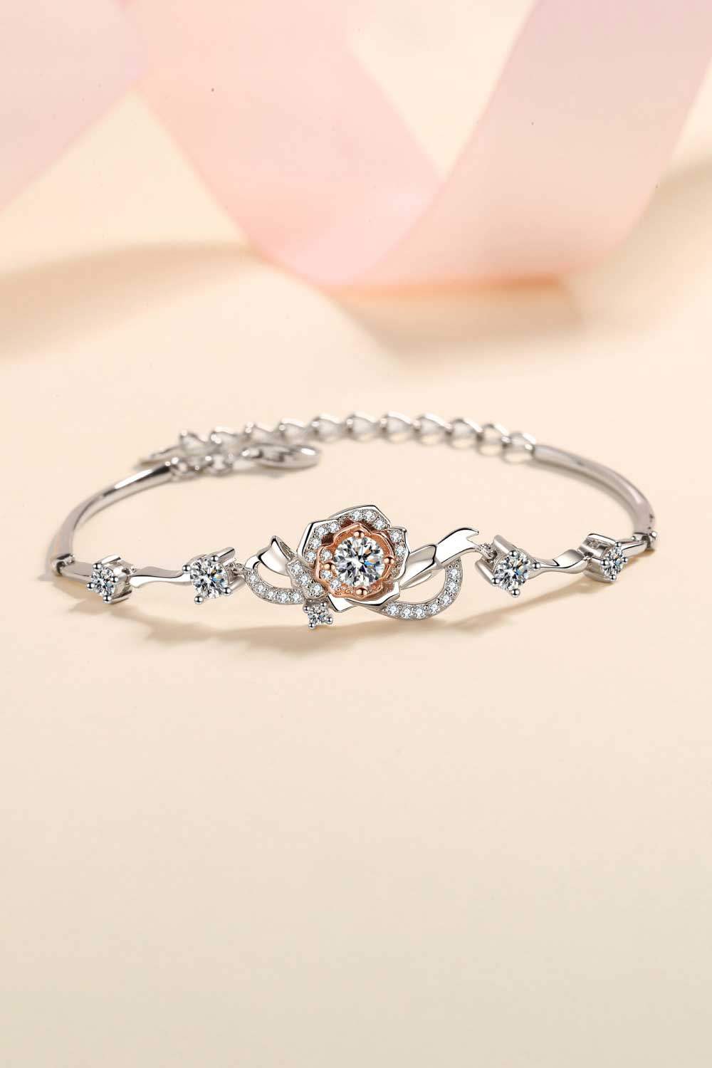 925 Sterling Silver Moissanite Bracelet Moissanite - Tophatter Daily Deals