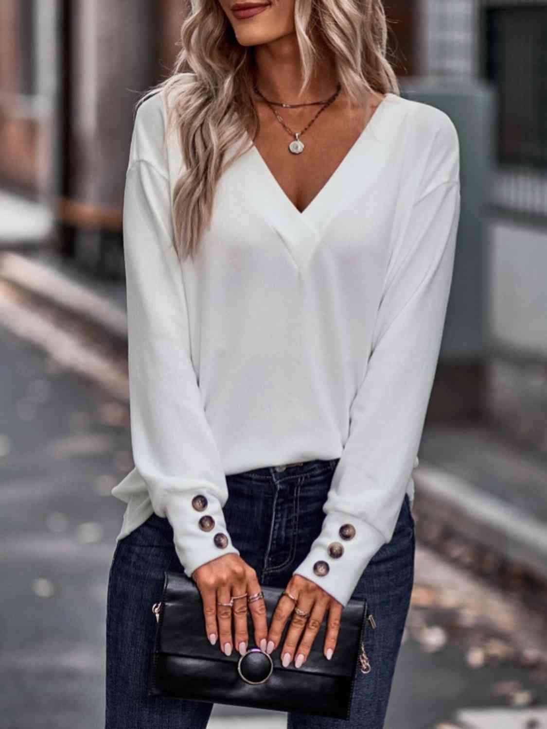 V-Neck Long Sleeve Top Women's T-Shirts - Tophatter Daily Deals