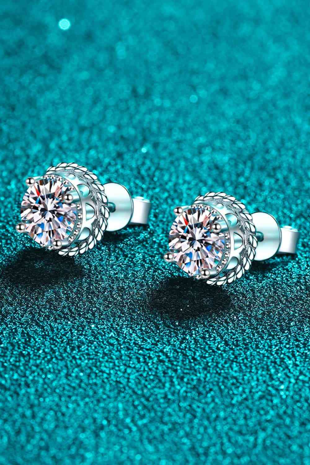 2 Carat Moissanite 925 Sterling Silver Stud Earrings Moissanite - Tophatter Daily Deals