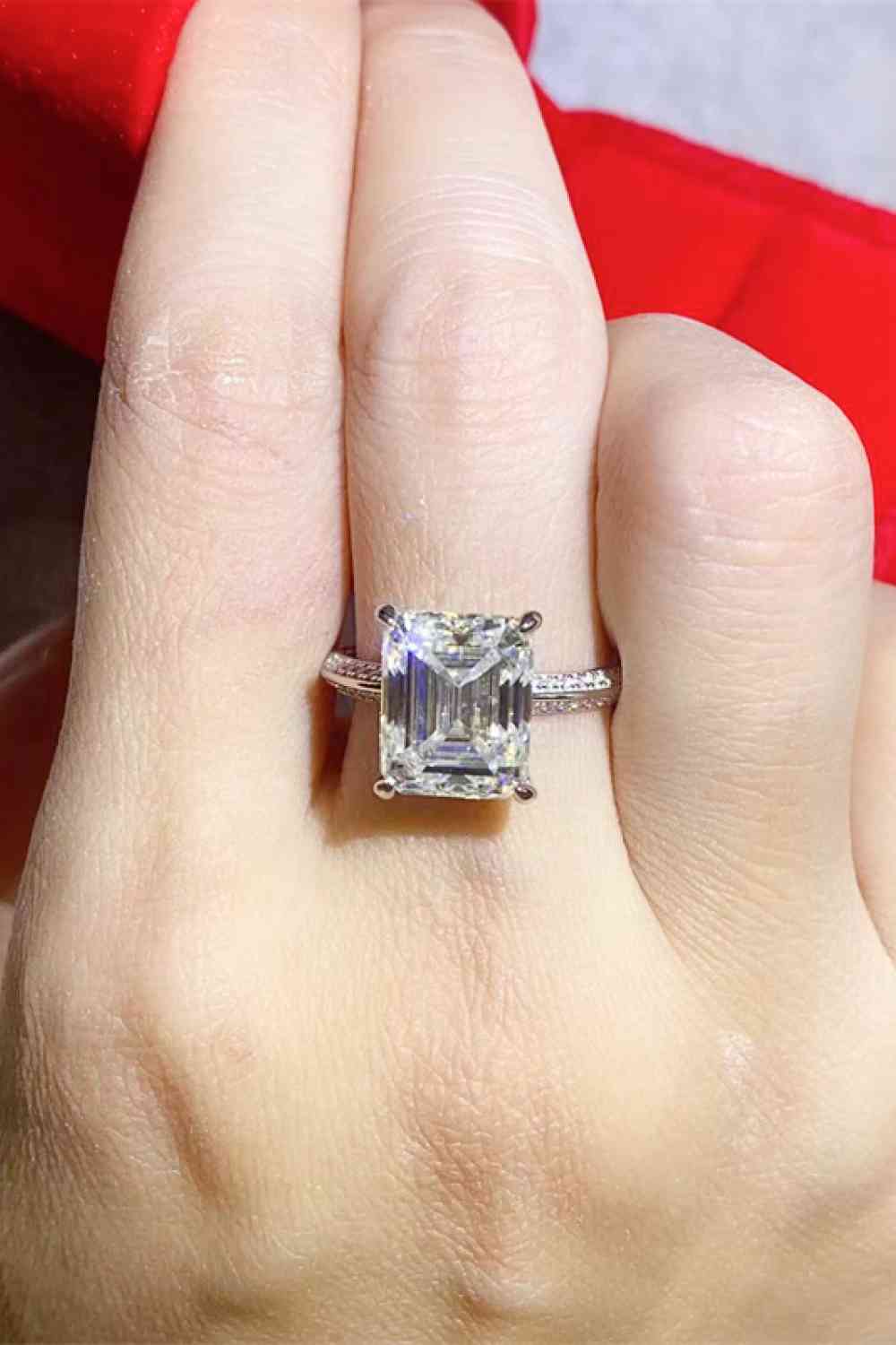 5 Carat Moissanite Platinum-Plated Ring Moissanite - Tophatter Daily Deals